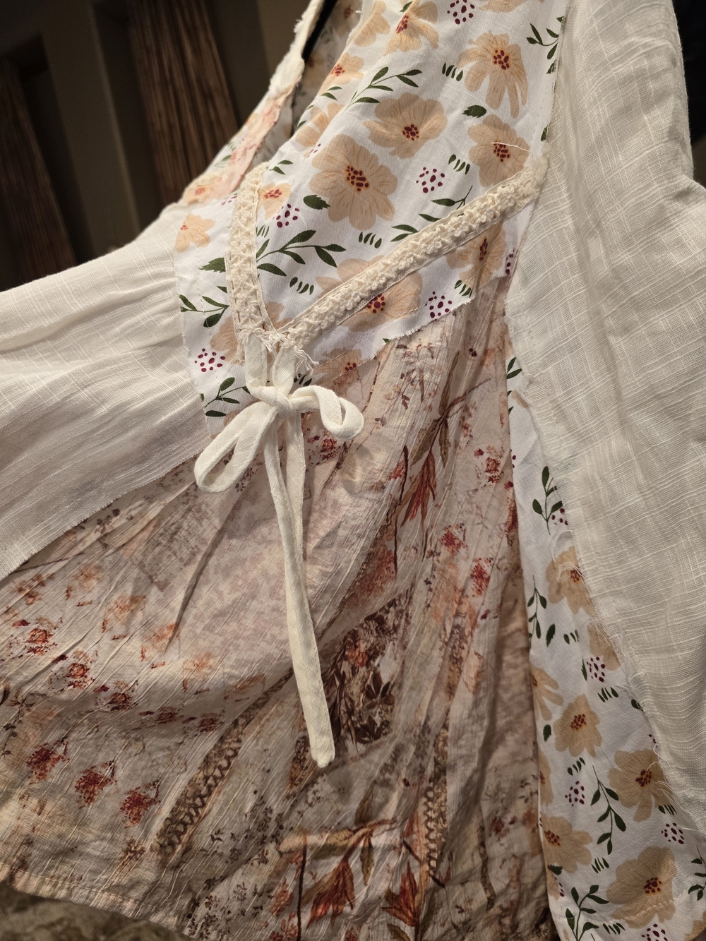 POL Cream Floral Patchwork Blouse with Pink Accents - Picture 7 of 10